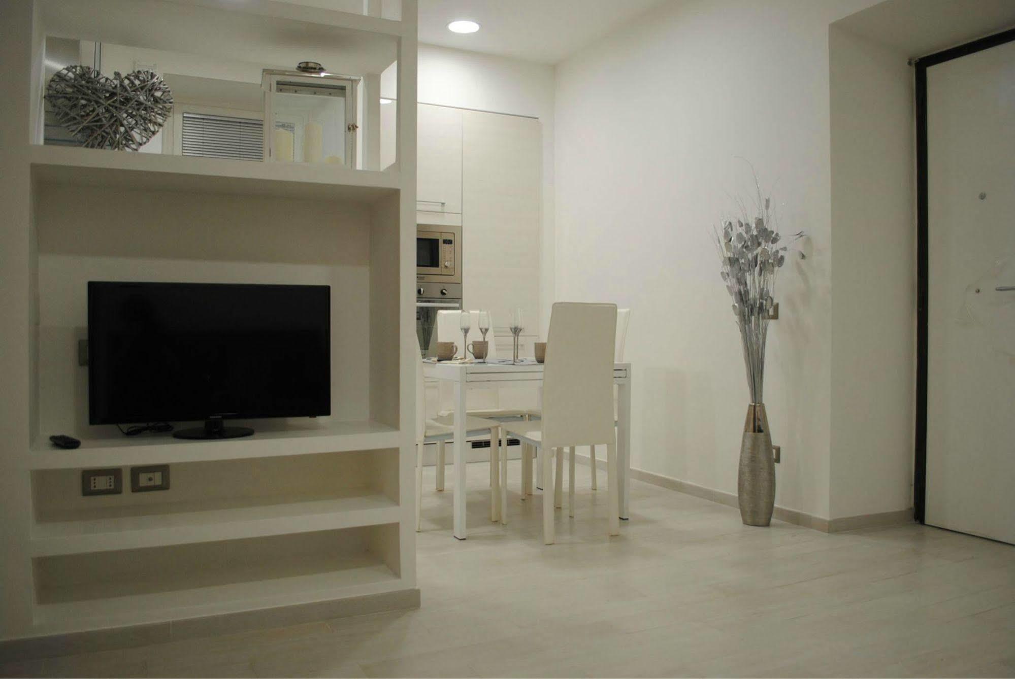 Ciak Holiday House Bed and Breakfast Roma Esterno foto